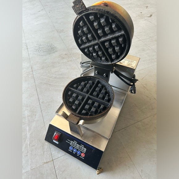 Waffle Maker - Picture 2 of 2